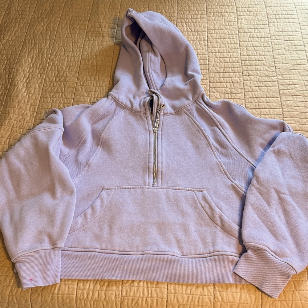 Lululemon Scuba Cropped Hoodie in Purple Ash M/L